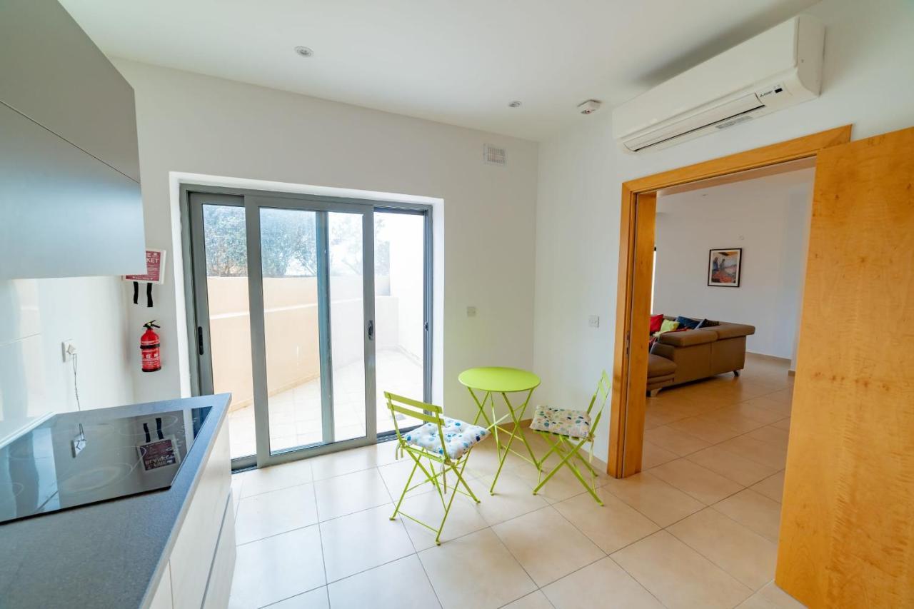 Luxury Seaview & Pool-Hosted By Sweetstay Mellieha Luaran gambar