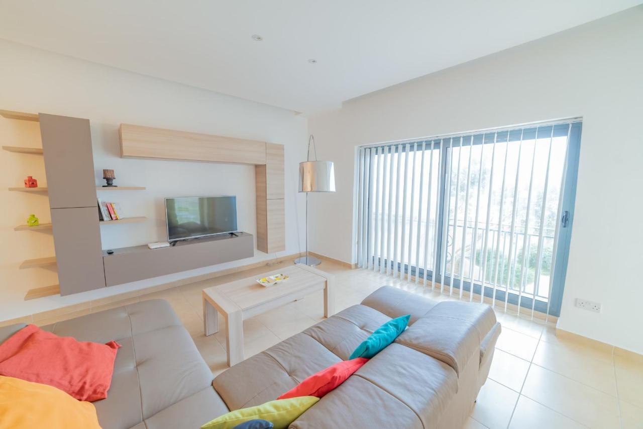 Luxury Seaview & Pool-Hosted By Sweetstay Mellieha Luaran gambar